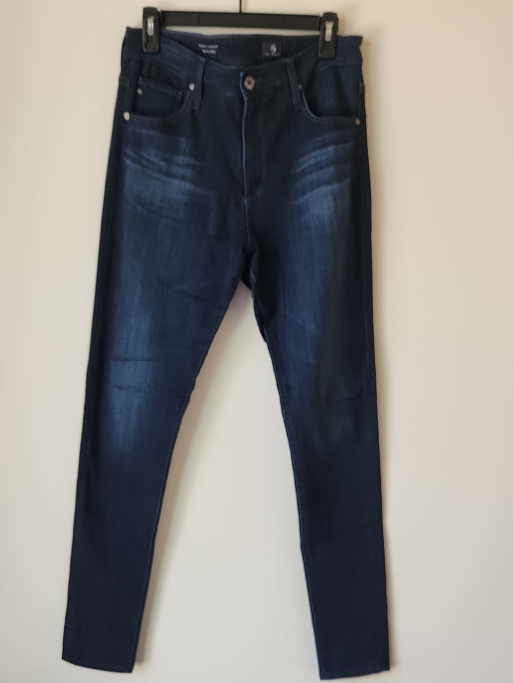 AG - Farrah High-Rise Skinny Jeans - 30R